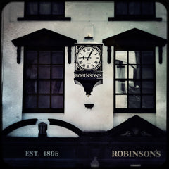 Belfast - Robinson's Bar