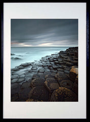 Giant's Causeway Calm Black Frame 40x50